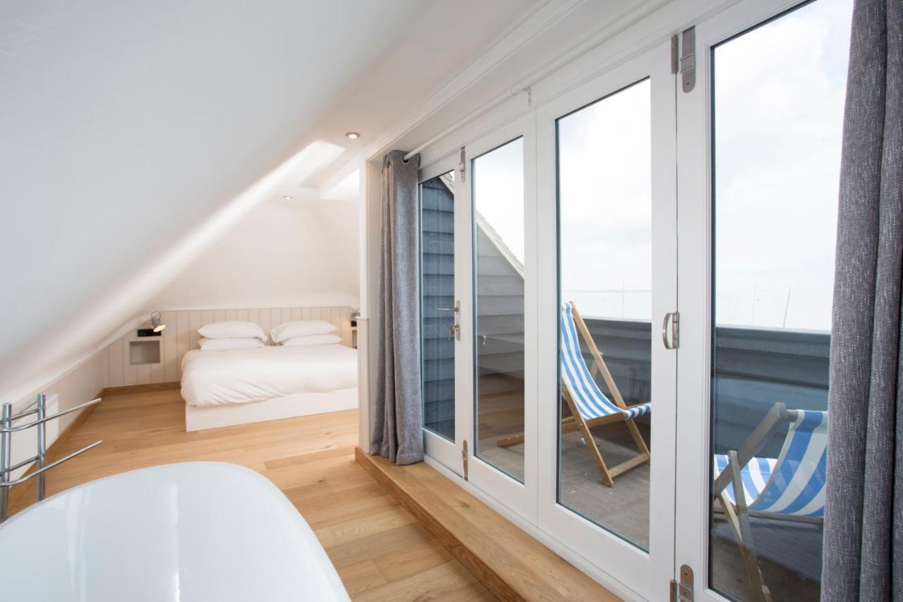 Boat House Hotel Whitstable Kültér fotó