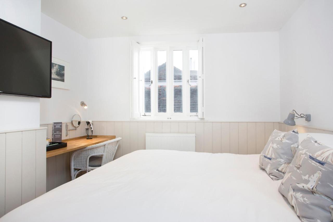Boat House Hotel Whitstable Kültér fotó